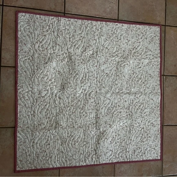 Handmade Red Cream Quilt 36” Square - Picture 5 of 6